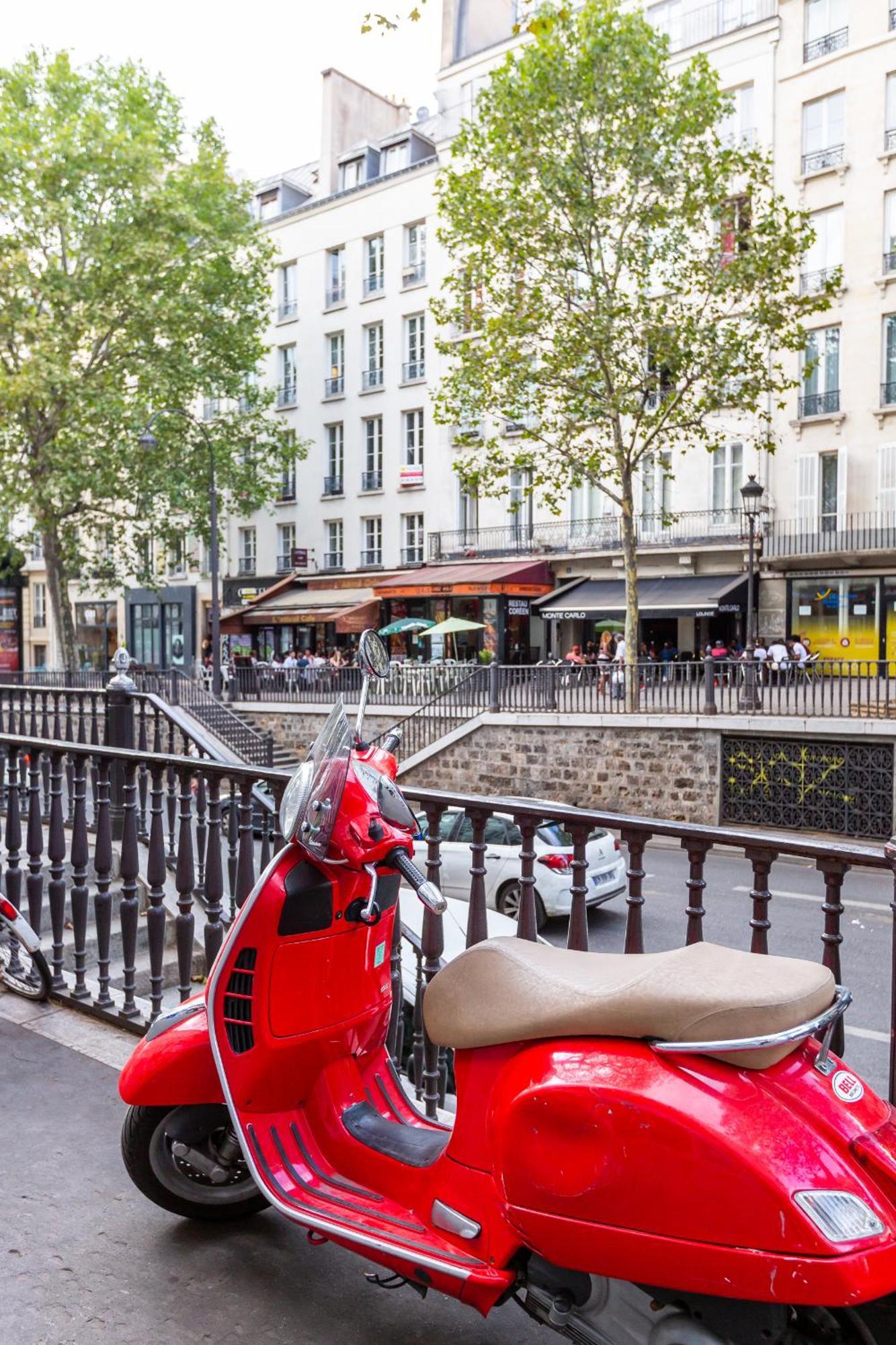 Veeve - Flowers In Saint-Martin Paris Luaran gambar